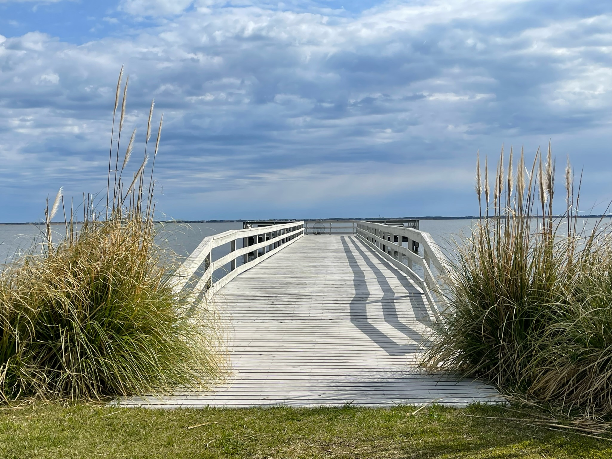 Grandy Cove interior living area